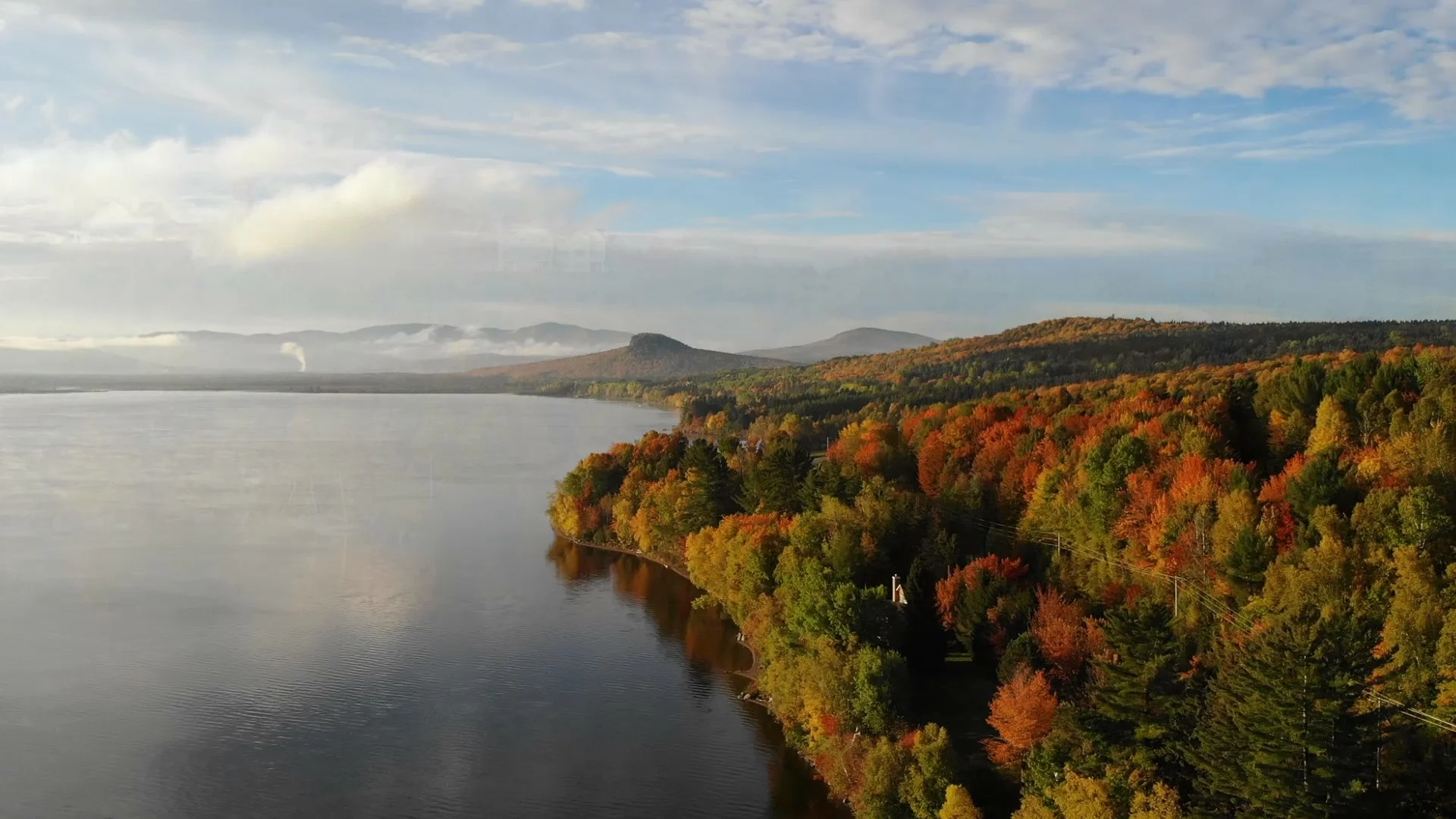 Le Borivage — moderne au bord du lac avec plage et spa